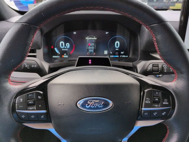 Certified 2025 Ford Explorer ST-Line AWD/4WD image 34