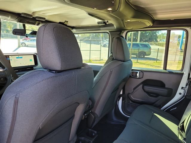 Used 2025 Jeep Wrangler Sport image 25