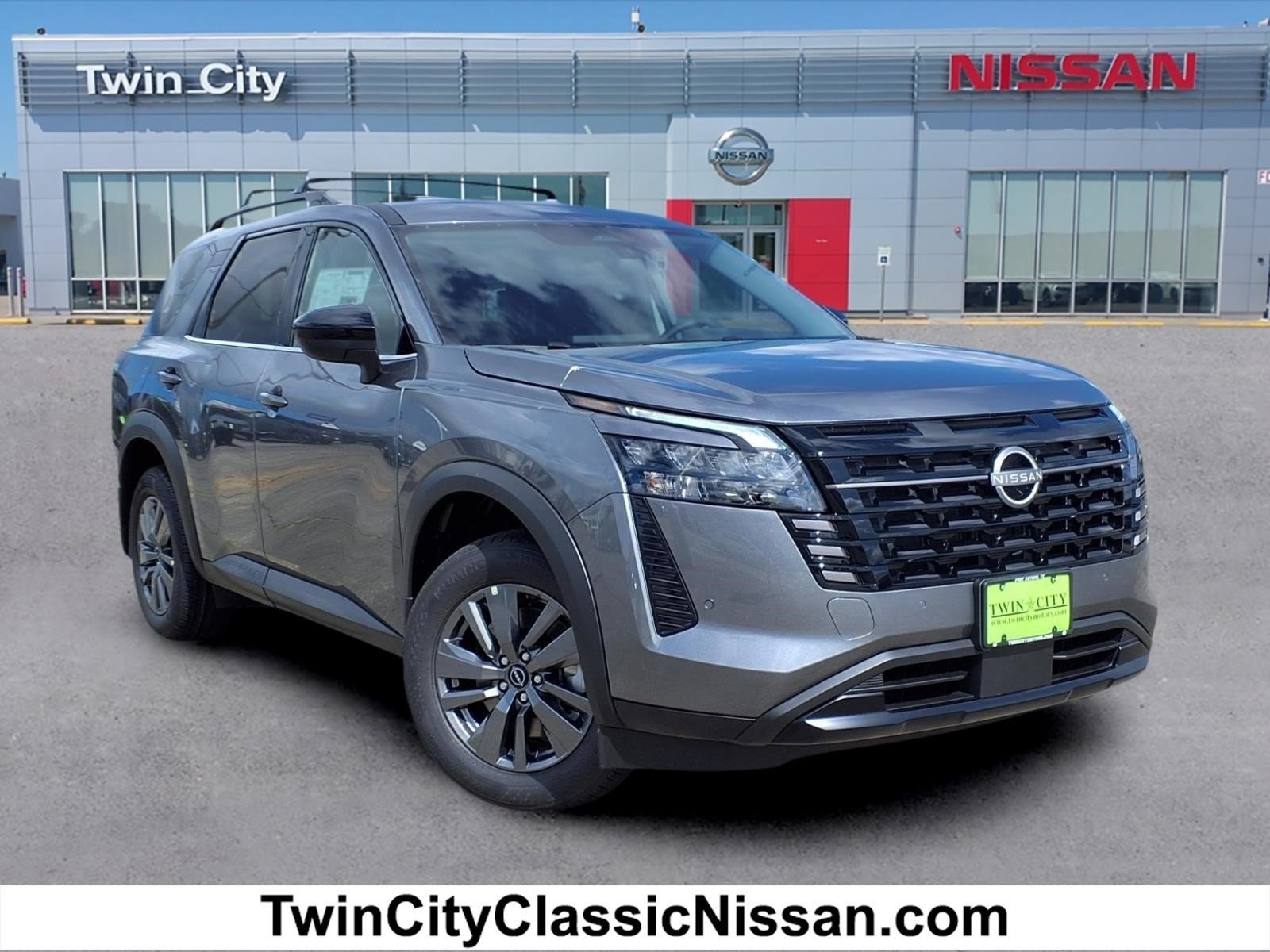 New 2026 Nissan Pathfinder SV