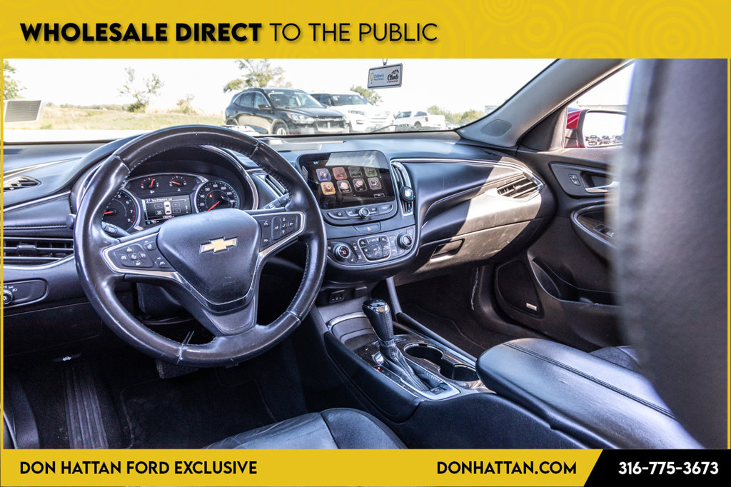Used 2017 Chevrolet Malibu Premier w/ Premier Sun and Wheel Package FWD image 16