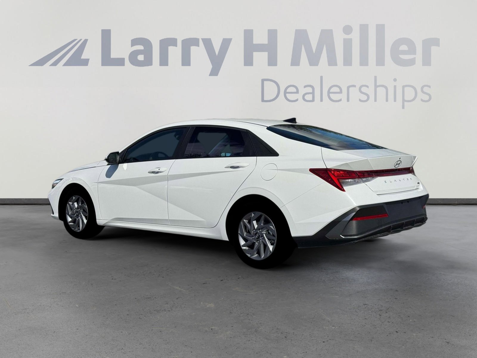 New 2026 Hyundai Elantra Blue image 4