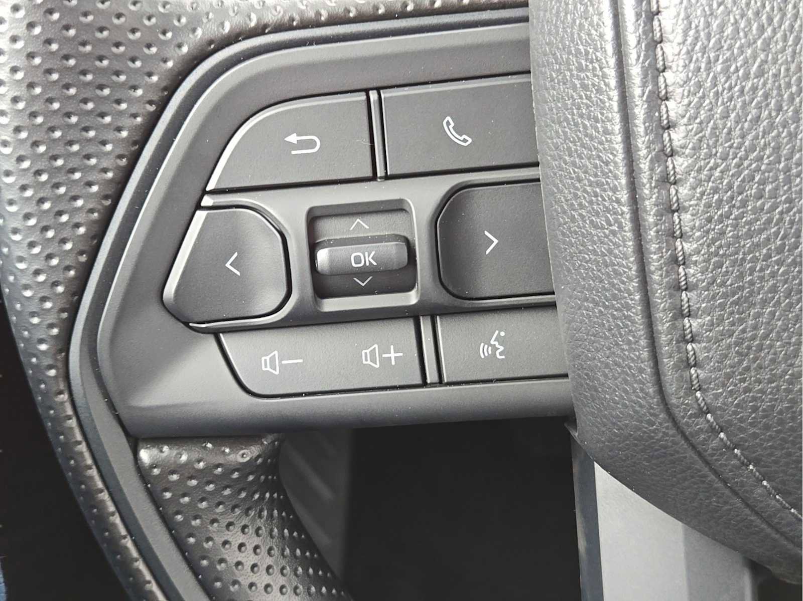 Used 2024 Toyota Tacoma SR5 image 45