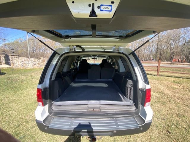 Used 2006 Ford Expedition XLT image 9