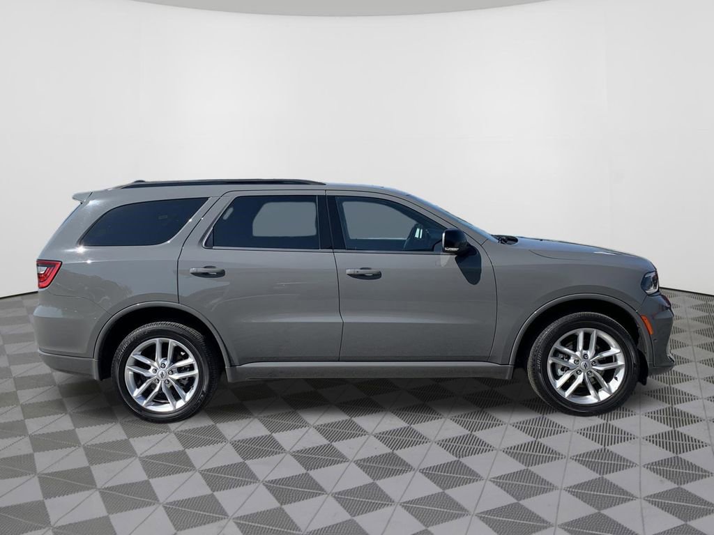 Used 2025 Dodge Durango GT AWD/4WD image 5