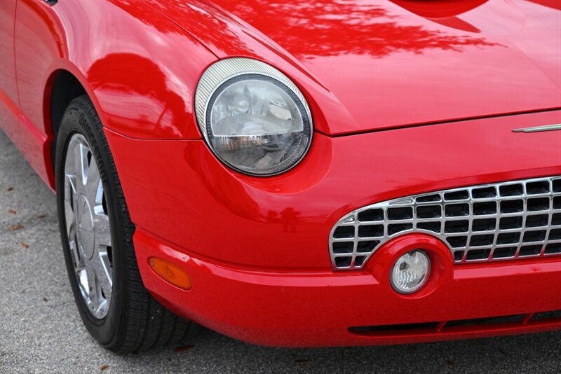 Used 2002 Ford Thunderbird RWD image 7