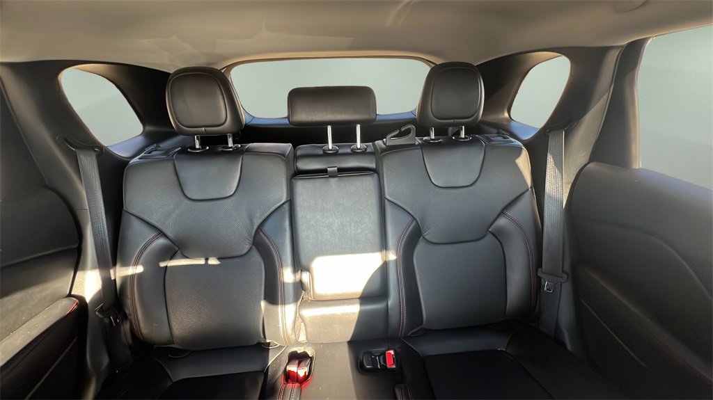 Used 2021 Jeep Cherokee Trailhawk w/ Premium Leather Package image 11