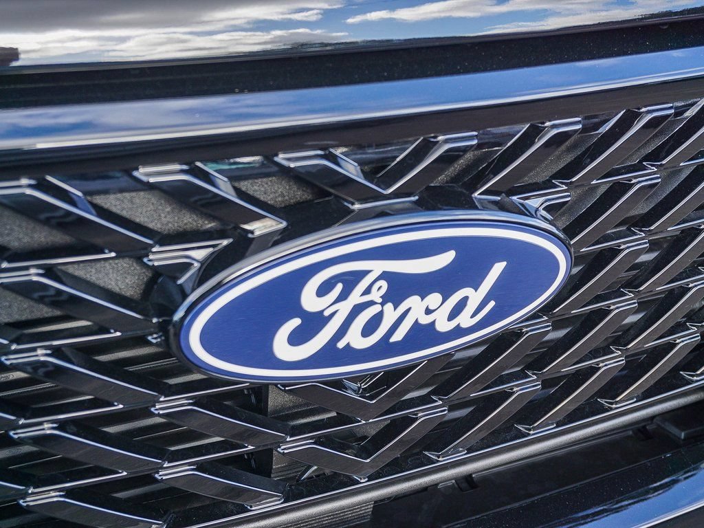 New 2026 Ford Maverick XLT w/ Black Appearance Package AWD/4WD image 12