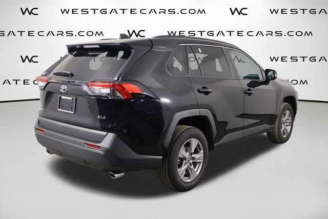 Used 2025 Toyota RAV4 XLE FWD image 42