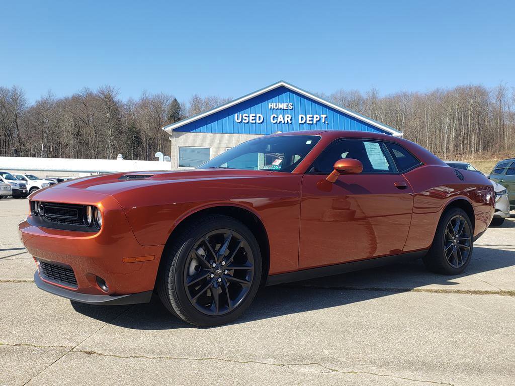 Used 2023 Dodge Challenger SXT w/ Plus Package image 8