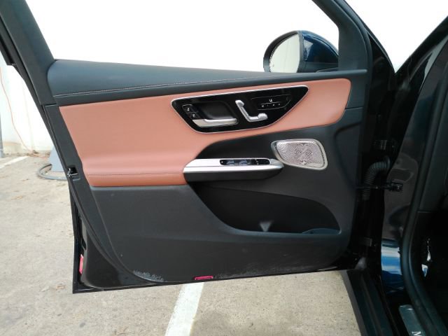 Used 2024 Mercedes-Benz GLC 300 w/ Driver Assistance Package image 13