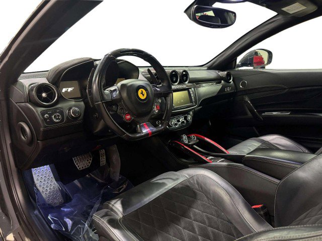 Used 2014 Ferrari FF image 29