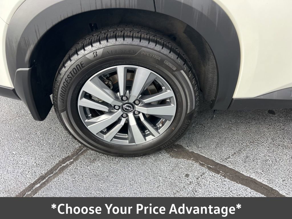 Used 2023 Nissan Pathfinder SL image 13