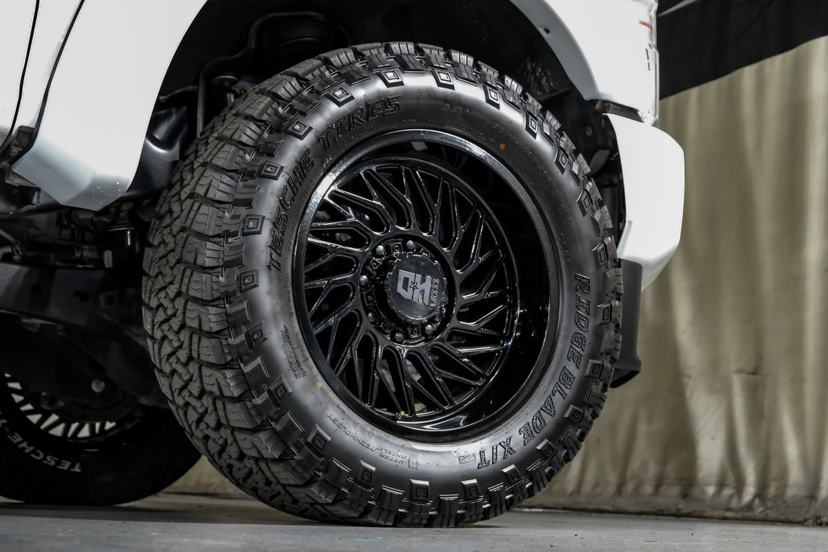 Used 2022 Ford F250 Platinum w/ FX4 Off-Road Package AWD/4WD image 55