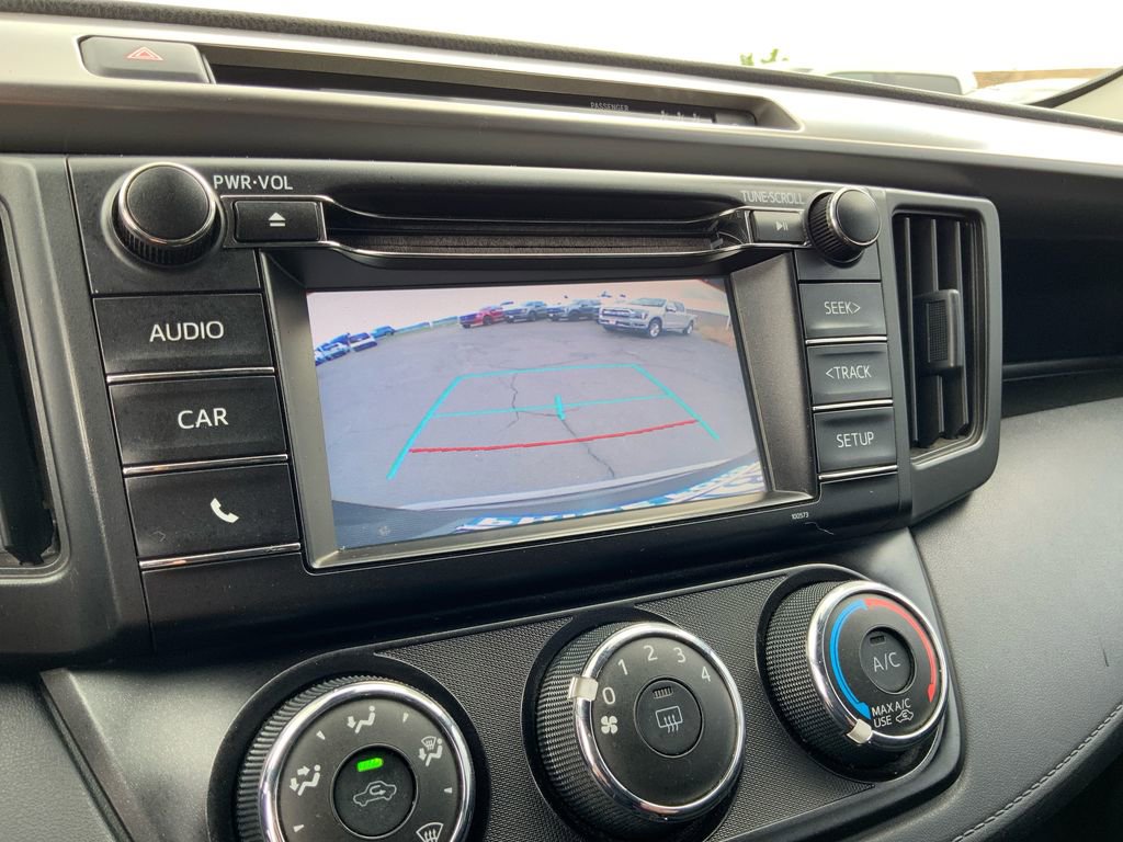 Used 2017 Toyota RAV4 LE w/ Carpet Mat Package image 31