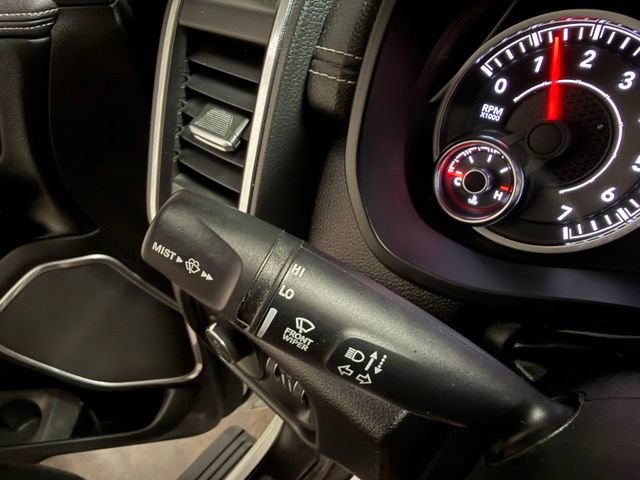 Used 2022 RAM 1500 Laramie AWD/4WD image 33