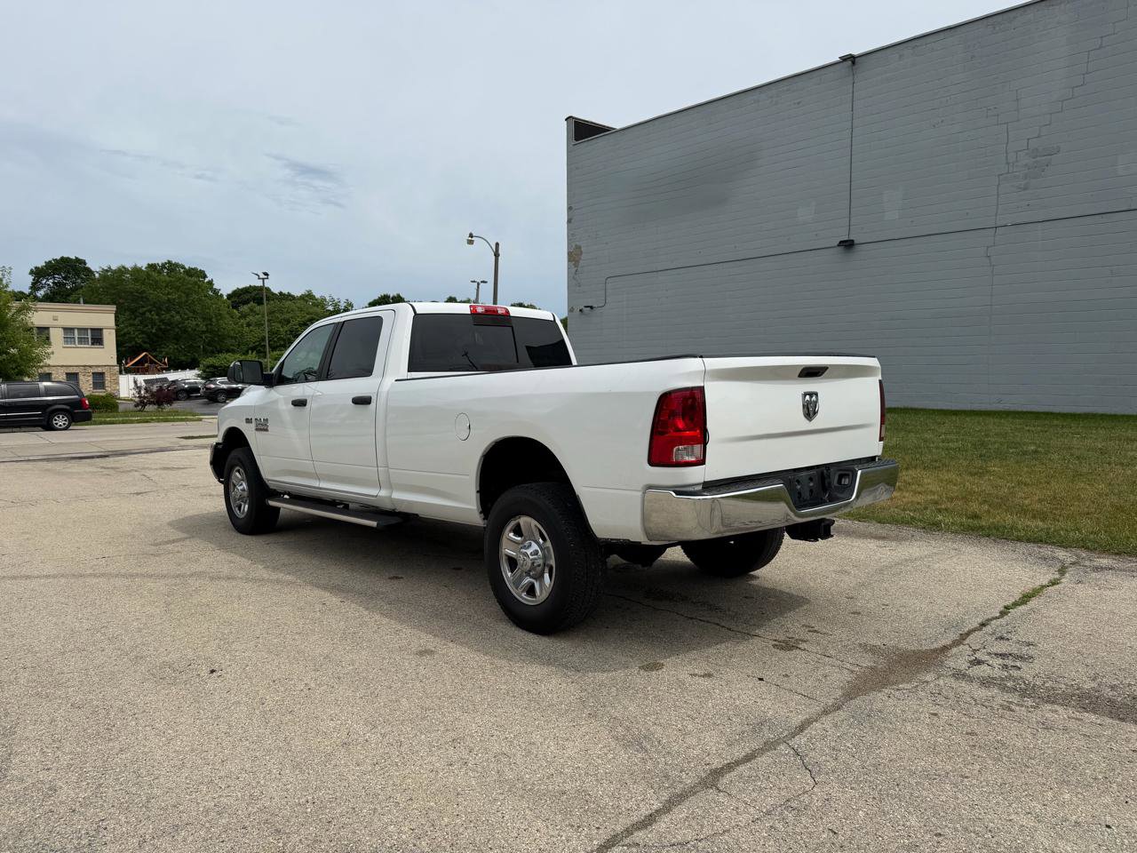 Used 2014 RAM 2500 SLT w/ Protection Group AWD/4WD image 5