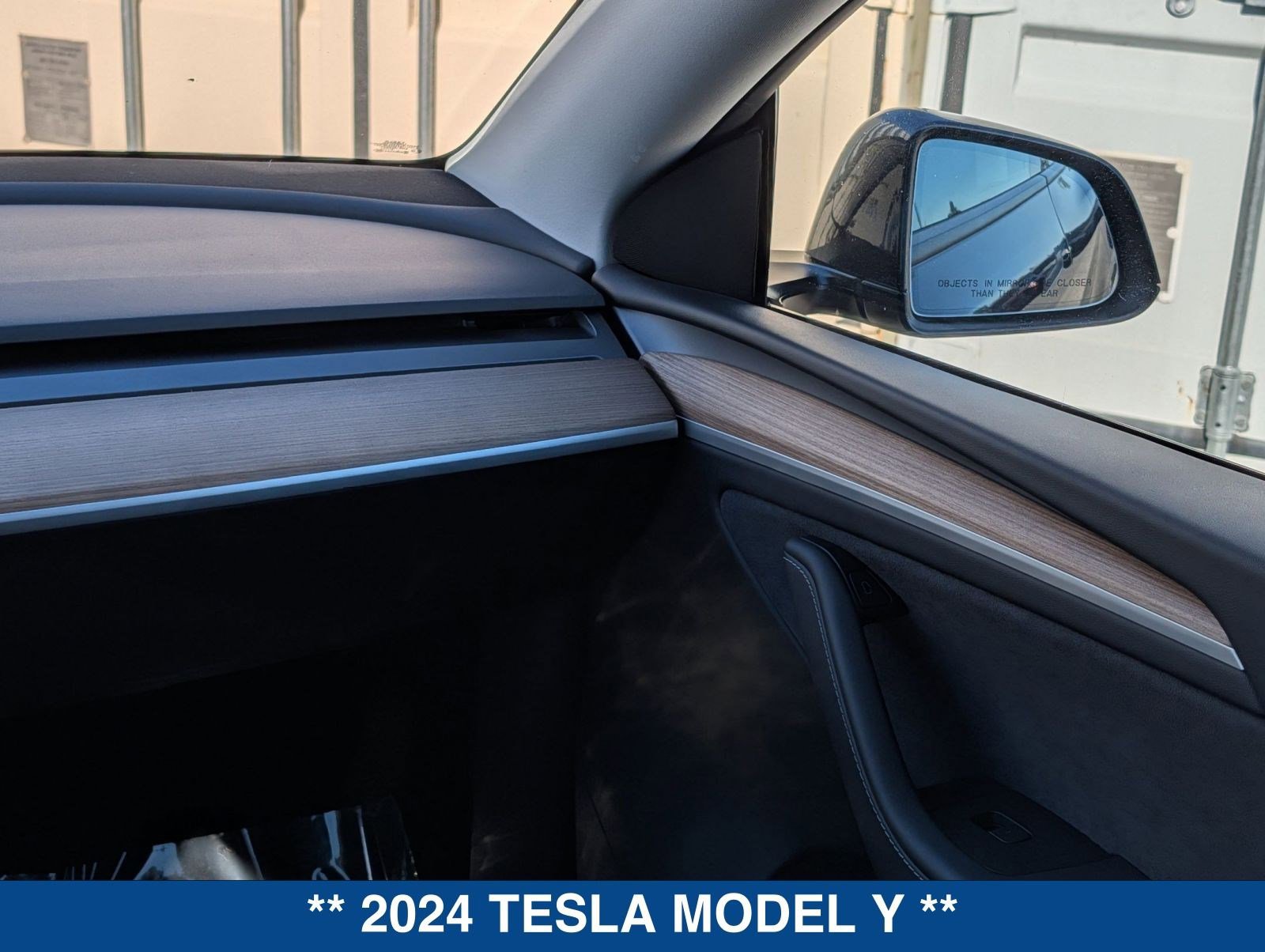 Used 2024 Tesla Model Y Long Range image 17
