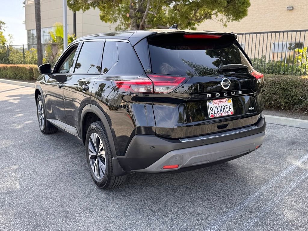 Certified 2021 Nissan Rogue SV FWD image 6