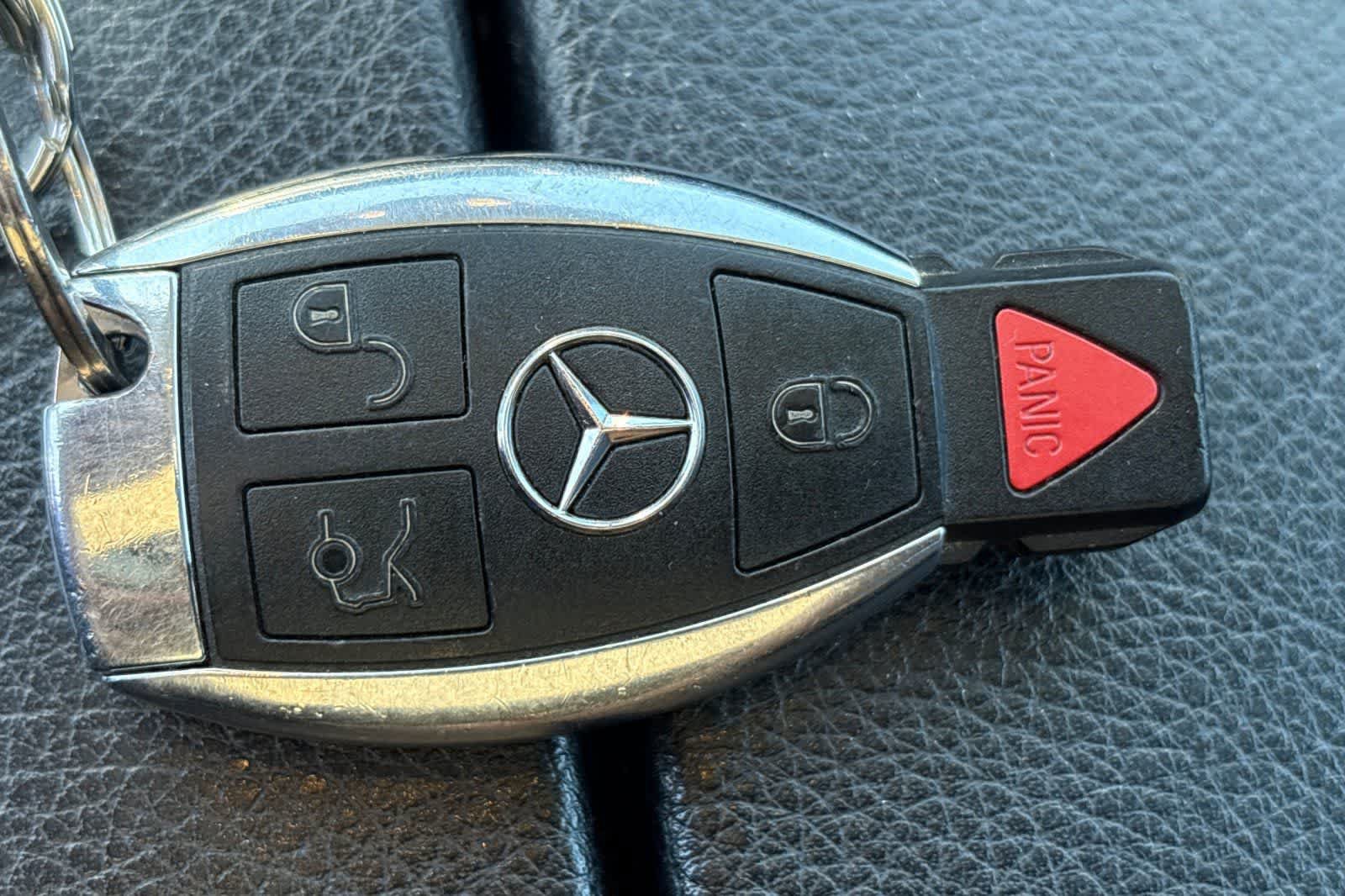 Used 2018 Mercedes-Benz GLS 550 4MATIC image 25