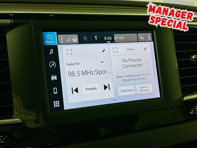 Used 2022 Chrysler Voyager LX FWD image 15