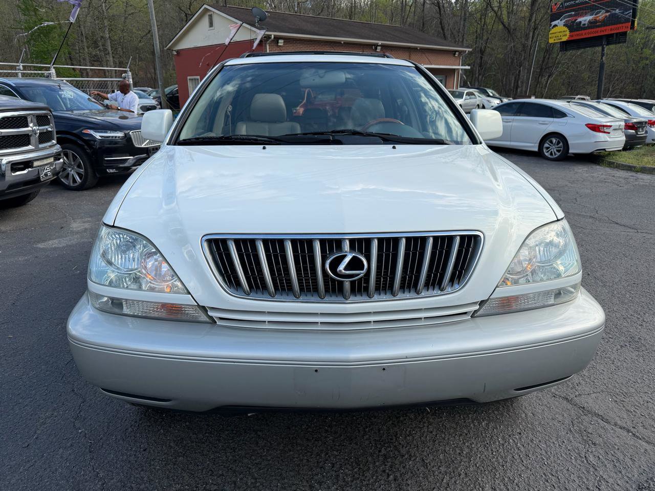 Used 2001 Lexus RX 300 4WD image 2