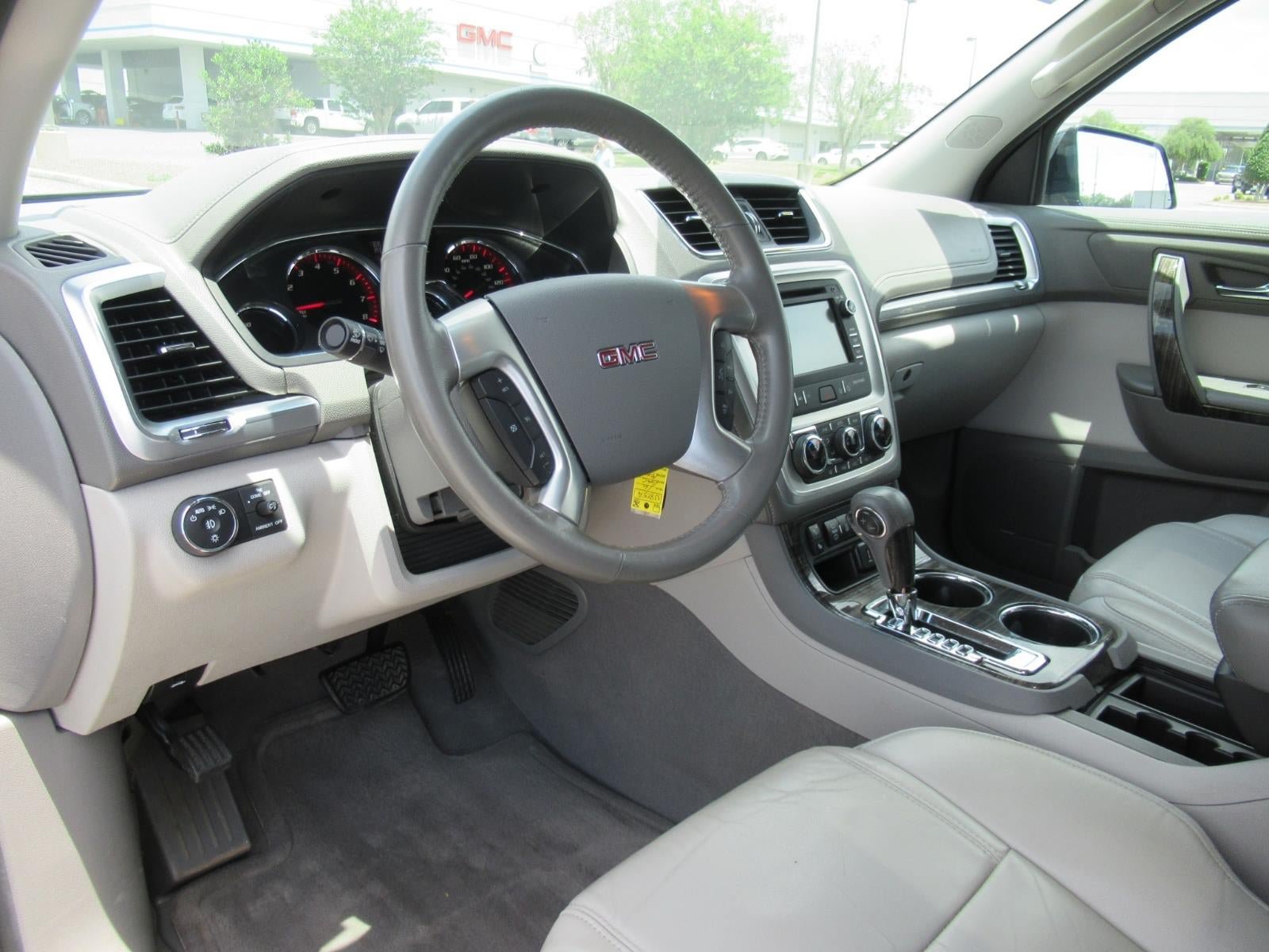 Used 2016 GMC Acadia SLT w/ Open Road Package FWD image 18
