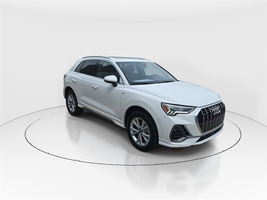New 2025 Audi Q3 2.0T Premium image 2
