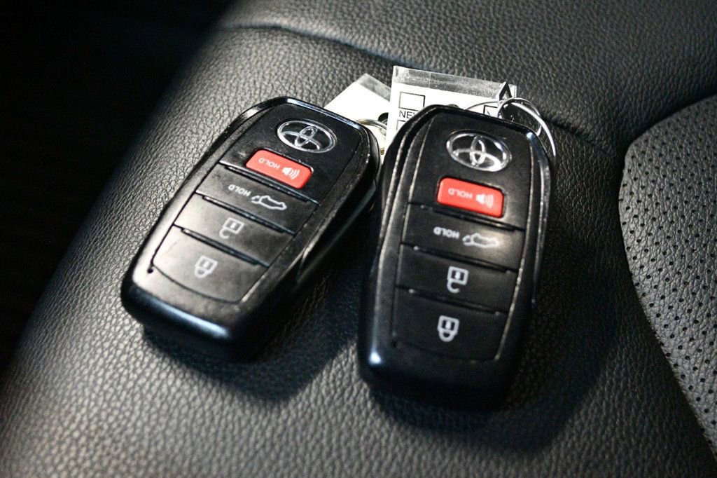 Used 2024 Toyota Grand Highlander AWD Hybrid image 85