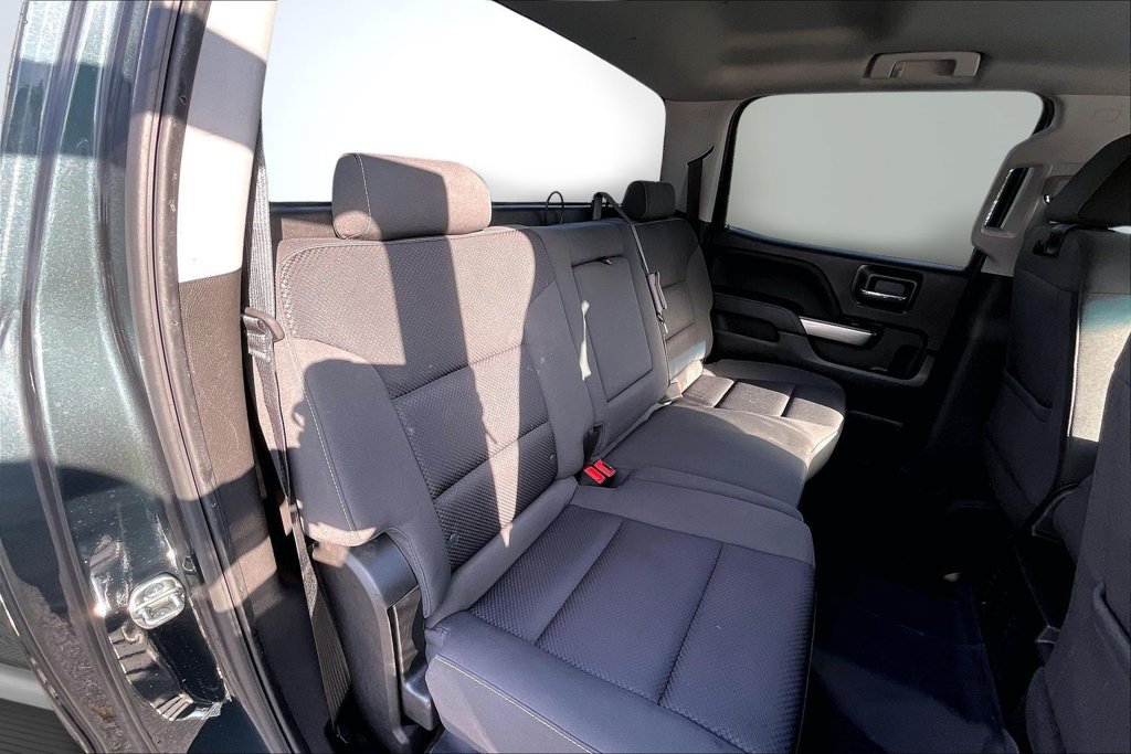 Used 2018 Chevrolet Silverado 1500 LT w/ LT Eassist Package AWD/4WD image 27