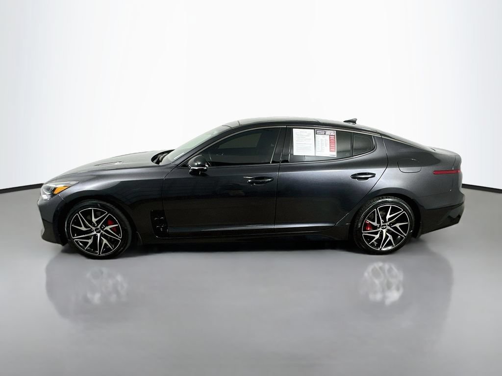 Used 2023 Kia Stinger GT-Line w/ Sun & Sound Package RWD image 5