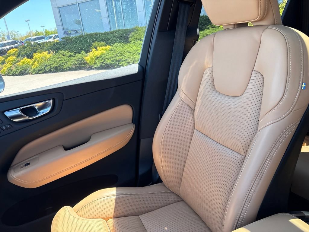 Certified 2023 Volvo XC60 B6 Ultimate AWD/4WD image 27