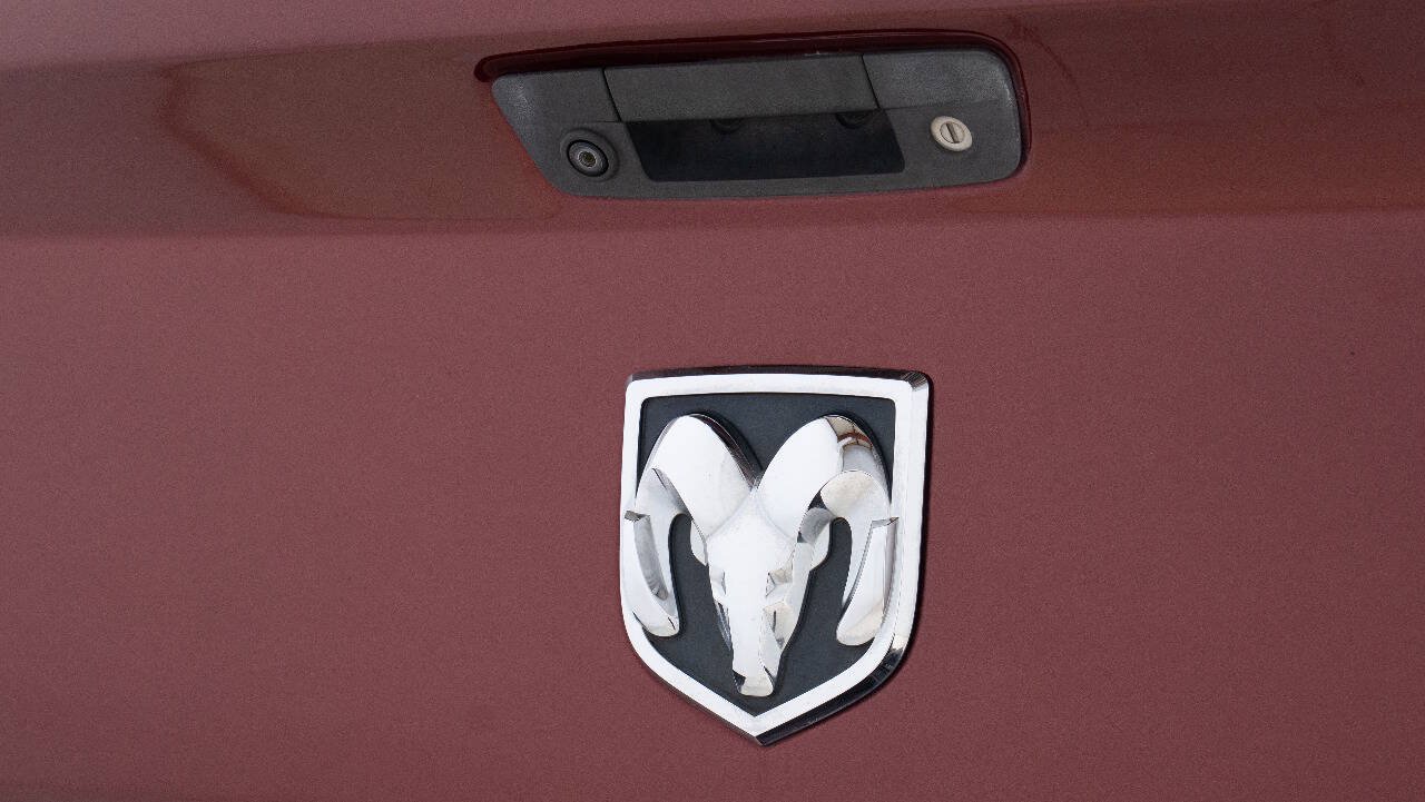 Used 2018 RAM 2500 Lone Star w/ Sport Appearance Group AWD/4WD image 18