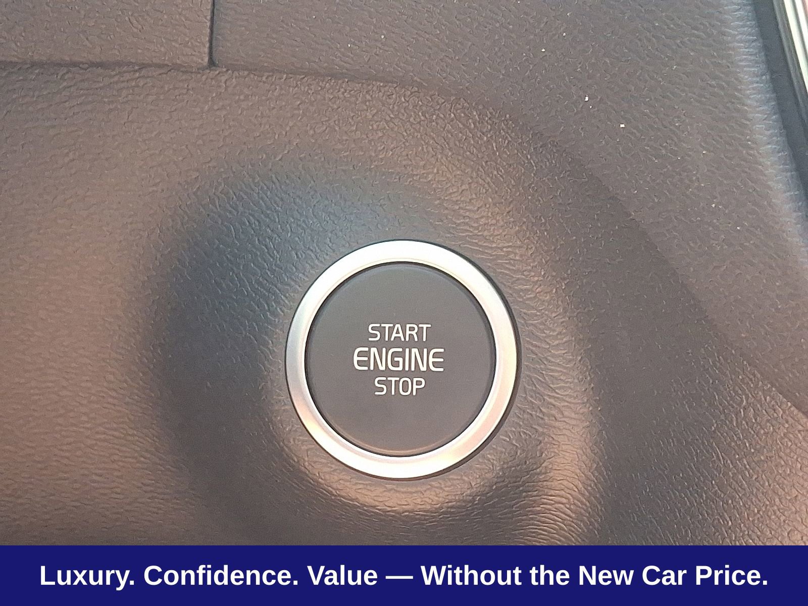 New 2026 Volvo XC40 B5 Plus w/ Protection Package Premier AWD/4WD image 21