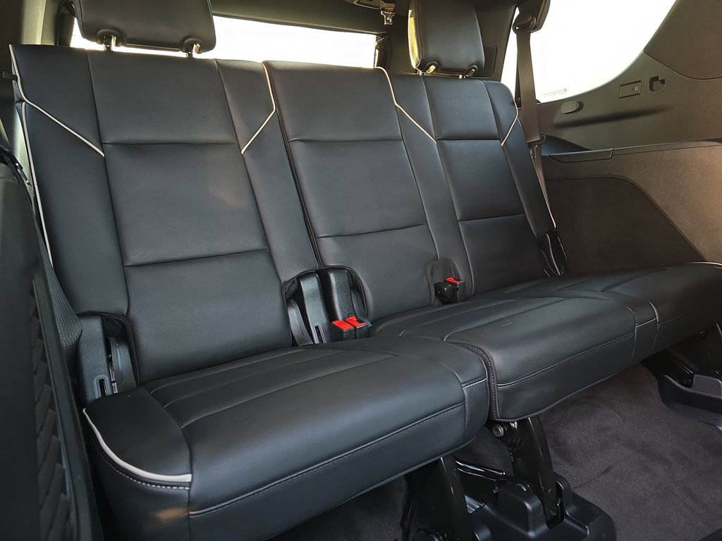 Used 2026 Cadillac Escalade Sport w/ Touring Package image 14