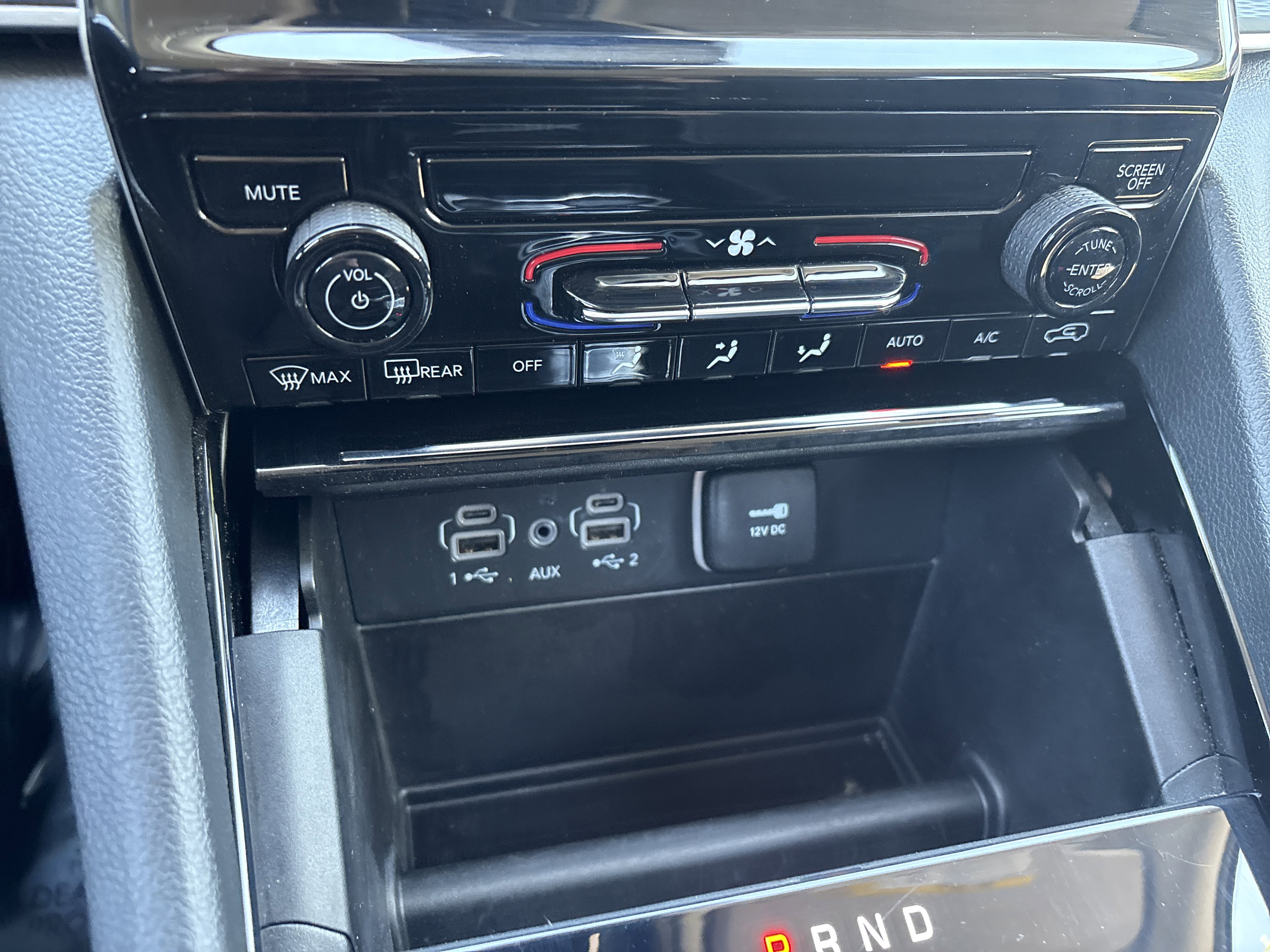 Certified 2023 Jeep Grand Cherokee Laredo RWD image 29