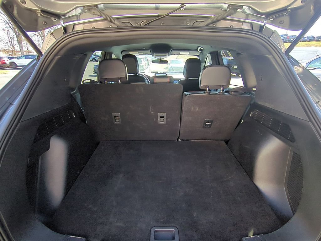 Used 2025 Ford Escape ST-Line image 28