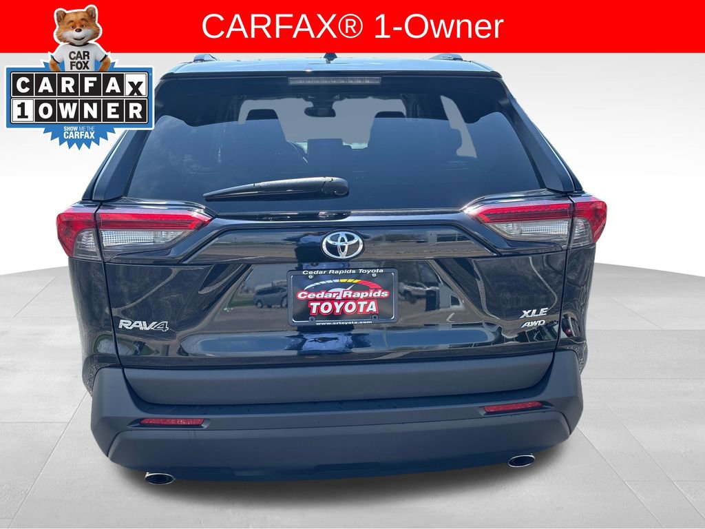 Used 2025 Toyota RAV4 XLE AWD/4WD image 5