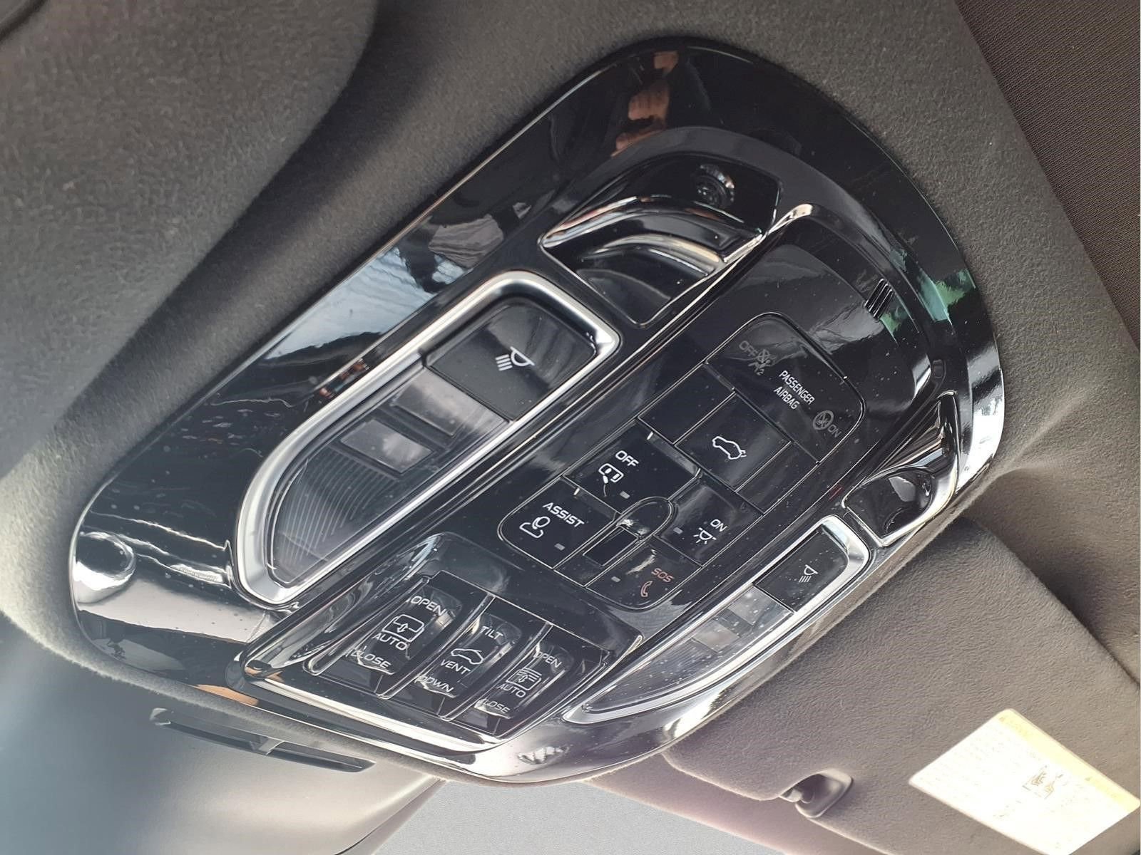 Used 2023 Maserati Grecale GT image 23