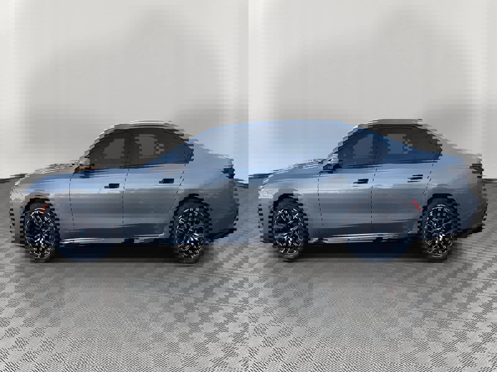 Certified 2023 BMW 740i image 6