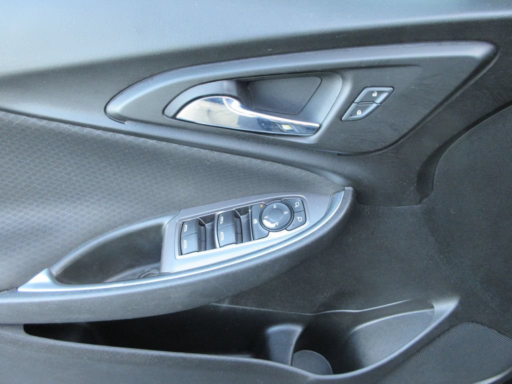 Certified 2020 Chevrolet Malibu LT FWD image 21