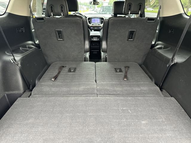 Used 2018 GMC Acadia Denali w/ Technology Package AWD/4WD image 25