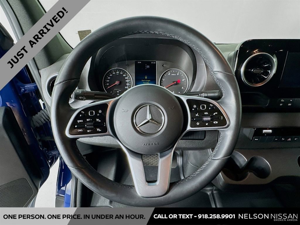 Used 2024 Mercedes-Benz Sprinter 2500 image 11