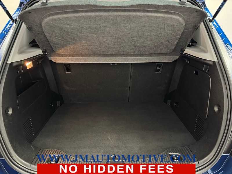 Used 2019 Chevrolet Trax LT w/ LT Convenience Package image 16