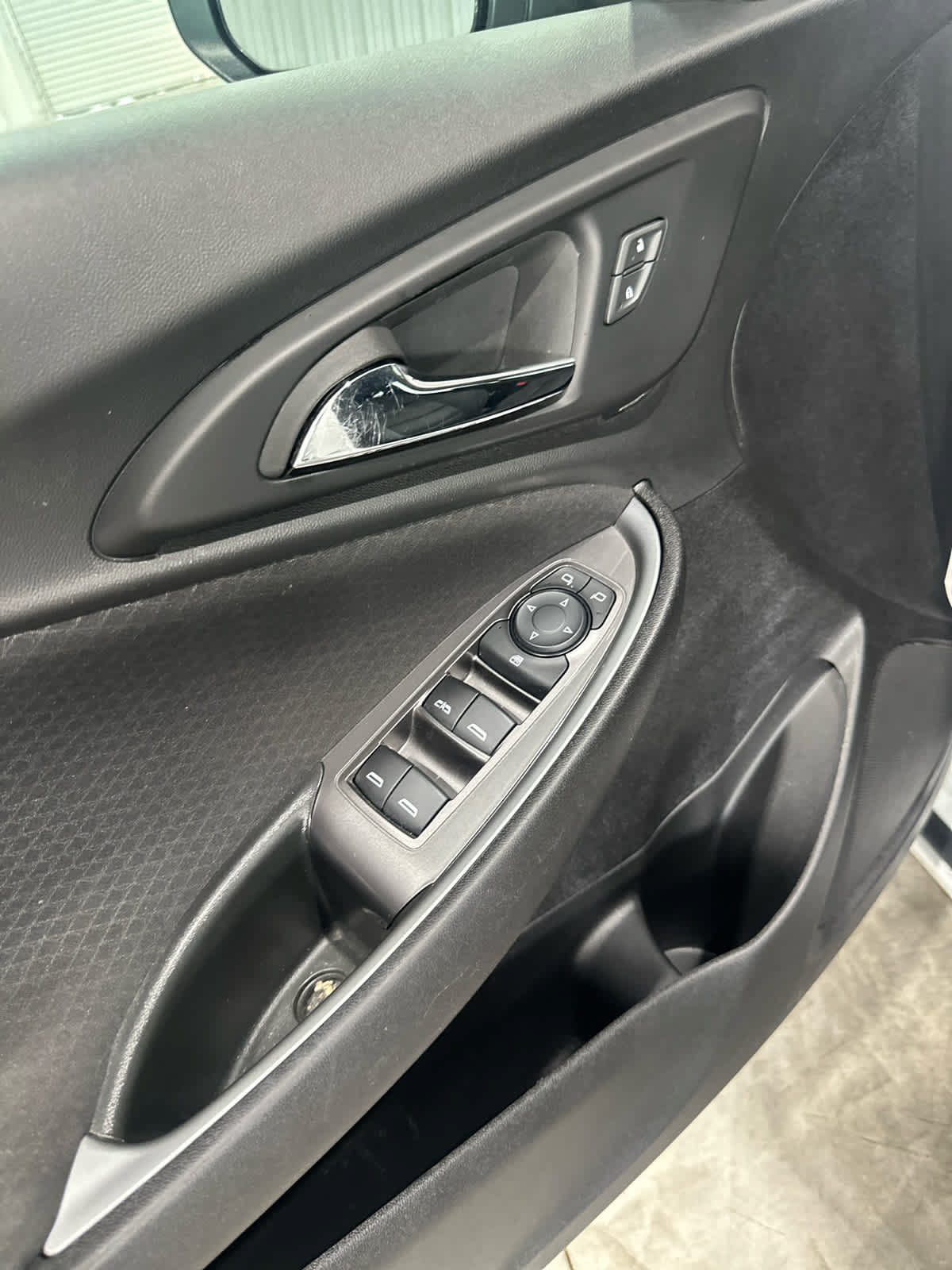 Used 2024 Chevrolet Malibu LT FWD image 14