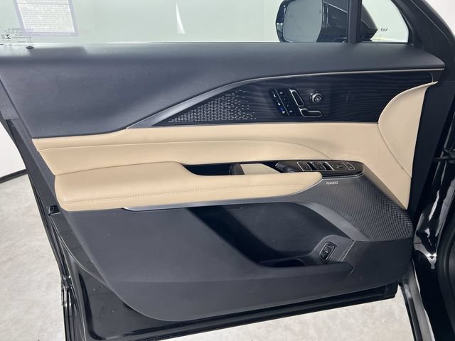 Used 2026 Cadillac Lyriq Signature Luxury w/ Nappa Leather Package AWD/4WD image 22