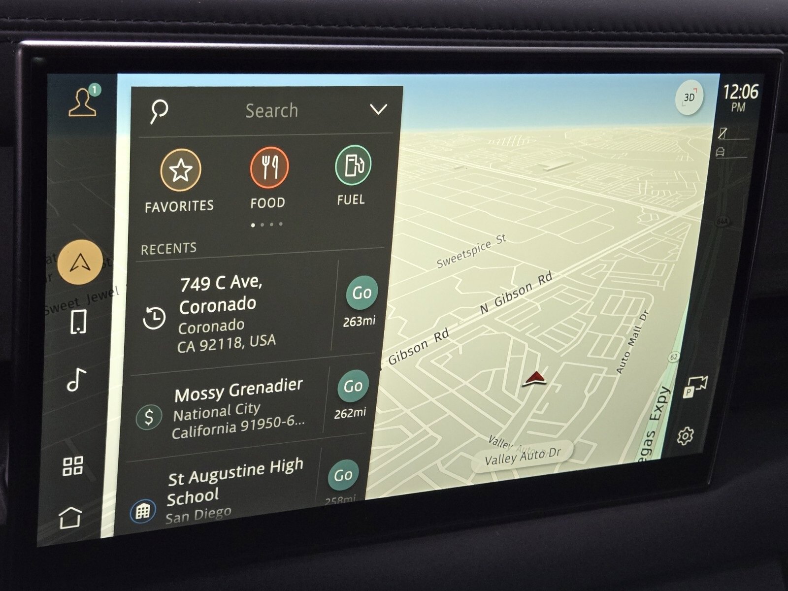 Used 2023 Land Rover Defender 130 X-Dynamic SE image 29