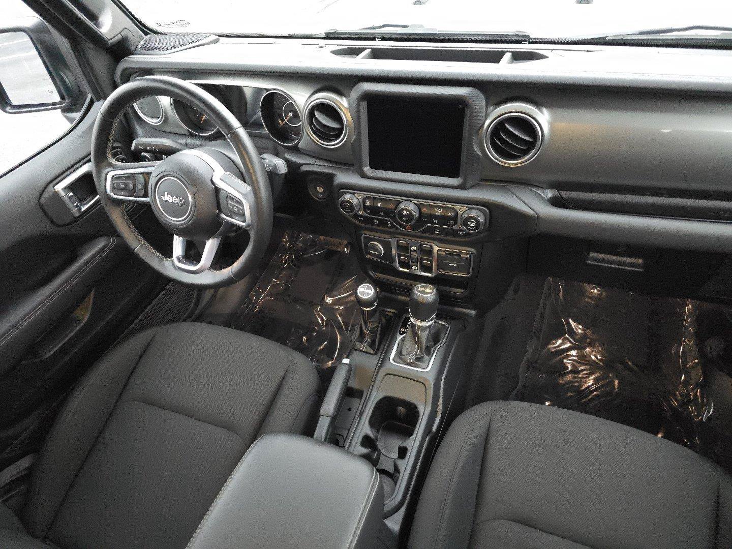 Used 2021 Jeep Wrangler Unlimited Sahara w/ Uconnect 4C Nav & Sound Group AWD/4WD image 20
