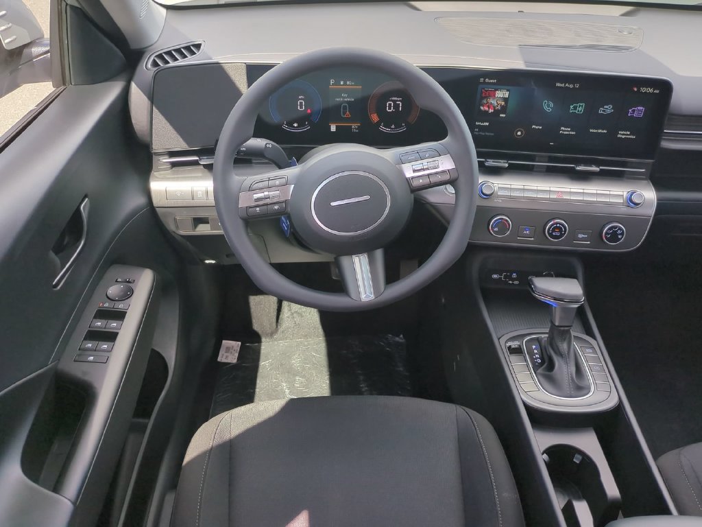 New 2027 Hyundai Kona SE FWD image 18