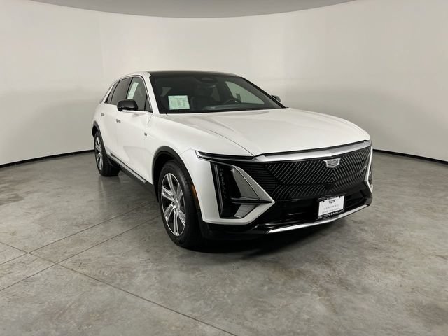 Certified 2024 Cadillac Lyriq Tech RWD image 2
