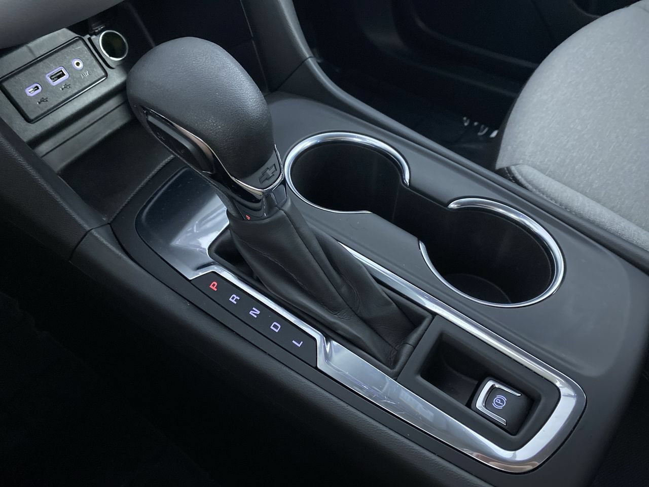 Certified 2024 Chevrolet Equinox LS w/ LS Convenience Package FWD image 7